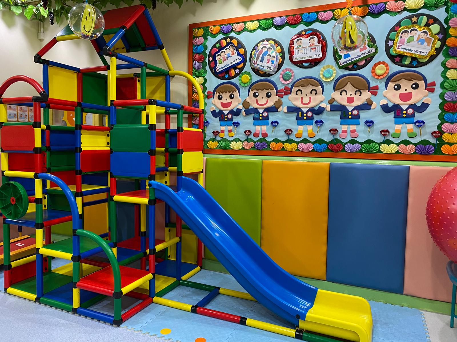 slide-0 slide